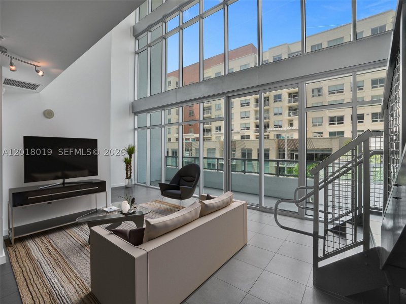 Condo for sale at Midtown Miami 4 M0503