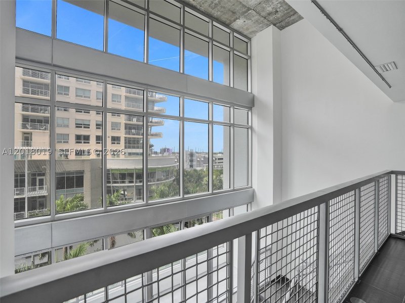 Condo for sale at Midtown Miami 4 M0503