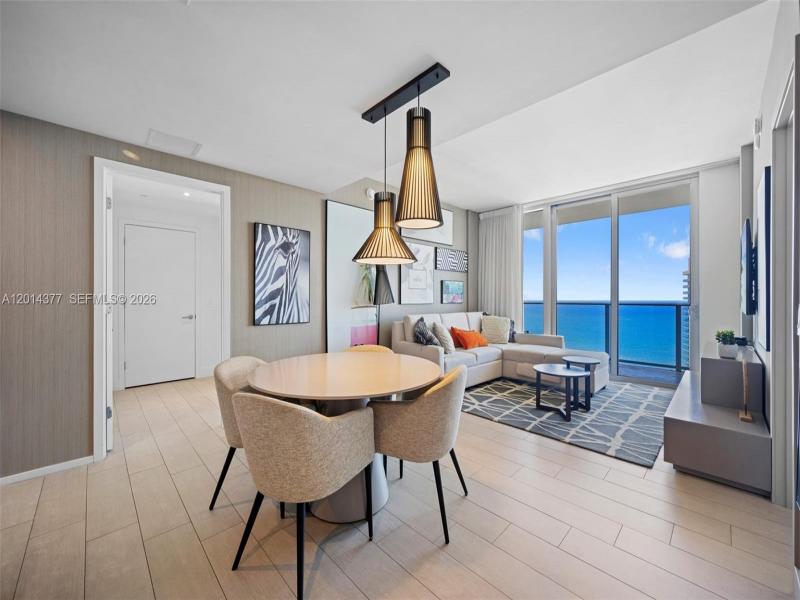 Comprar apartamento no Hyde Beach House T3905