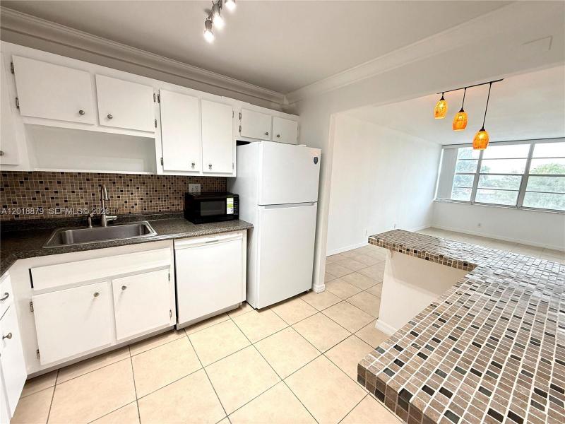 Property photo # 7