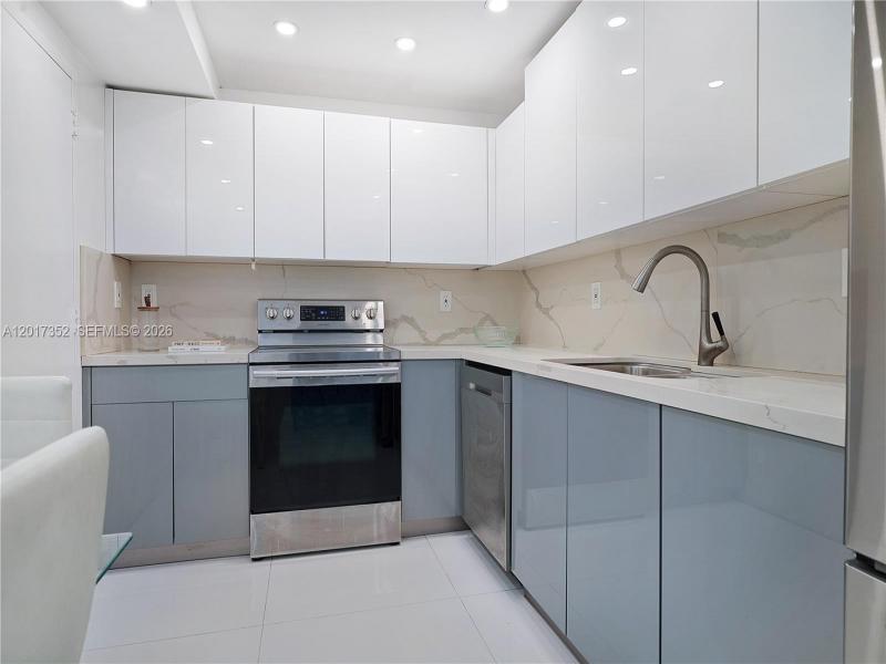 Property photo # 0