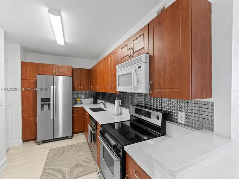 Property photo # 9