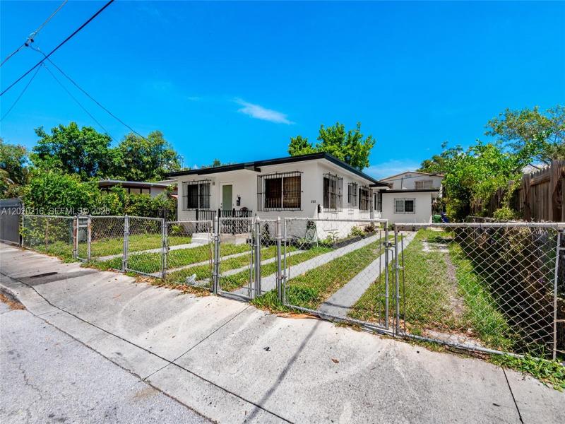 Property photo # 0