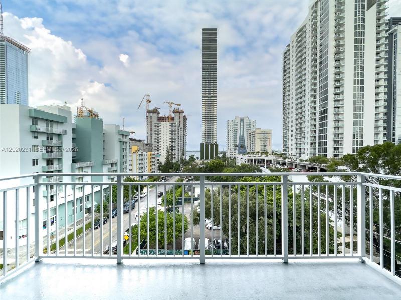 Property photo # 9