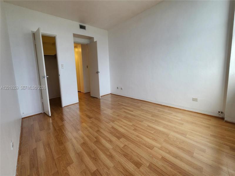 Comprar apartamento en Parkview Point 8-O