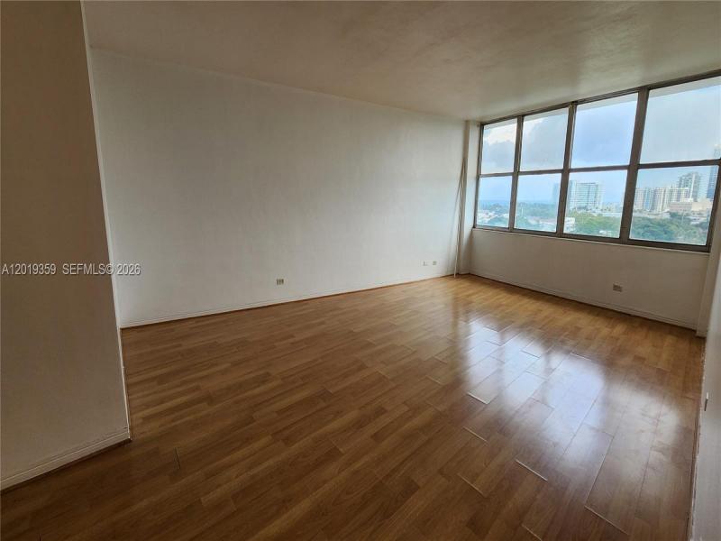 Comprar apartamento en Parkview Point 8-O