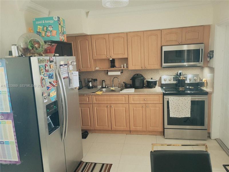 Property photo # 4