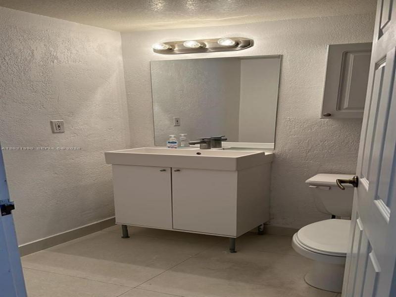 Condo for sale at The Wave Condo 1603