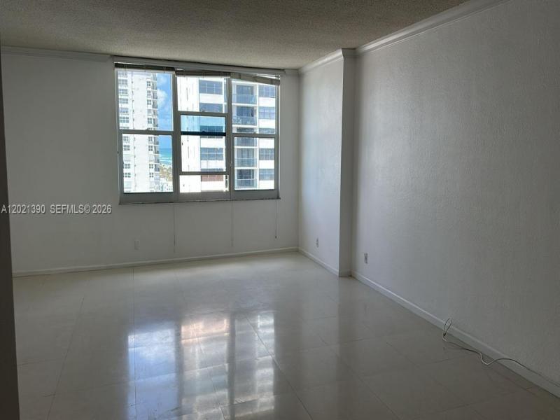 Condo for sale at The Wave Condo 1603
