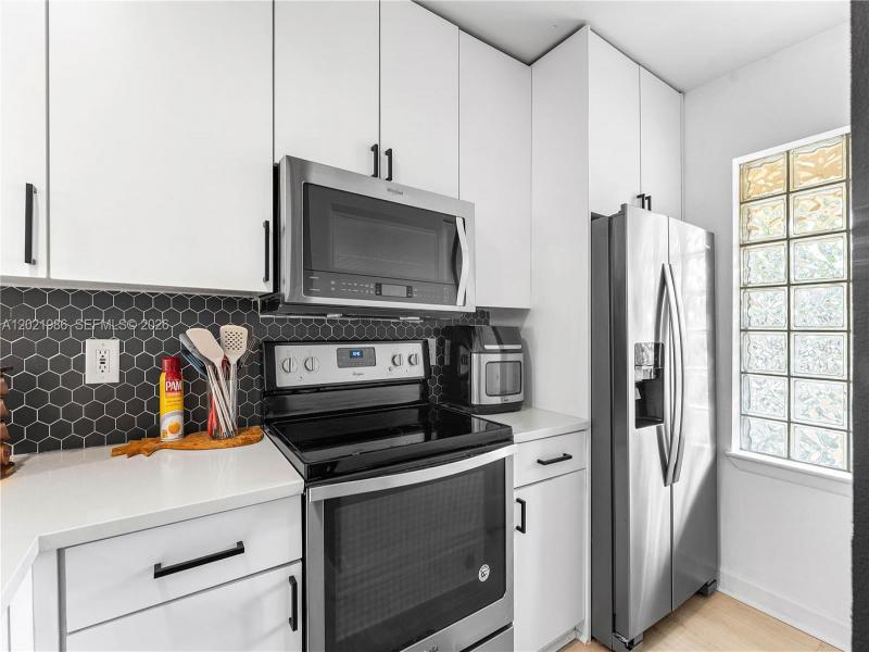 Property photo # 6