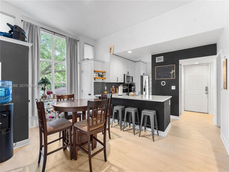 Property photo # 8