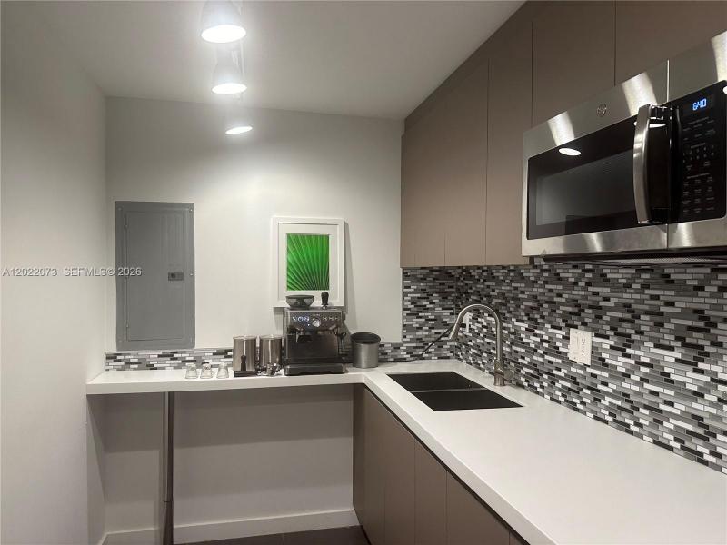 Property photo # 8