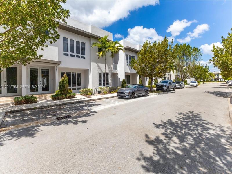 Property photo # 0
