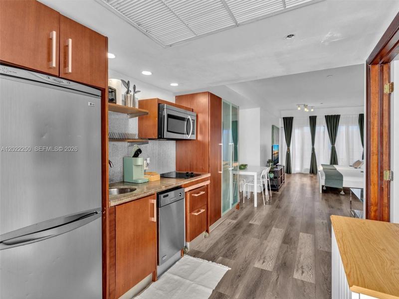 Property photo # 9