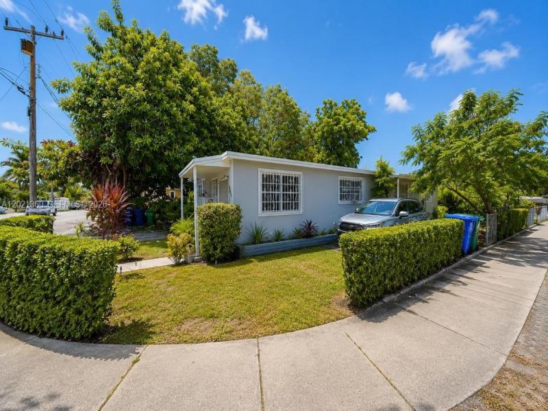 Property photo # 0