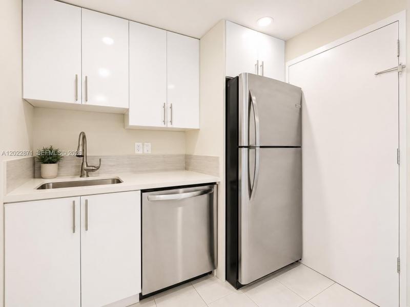Property photo # 8
