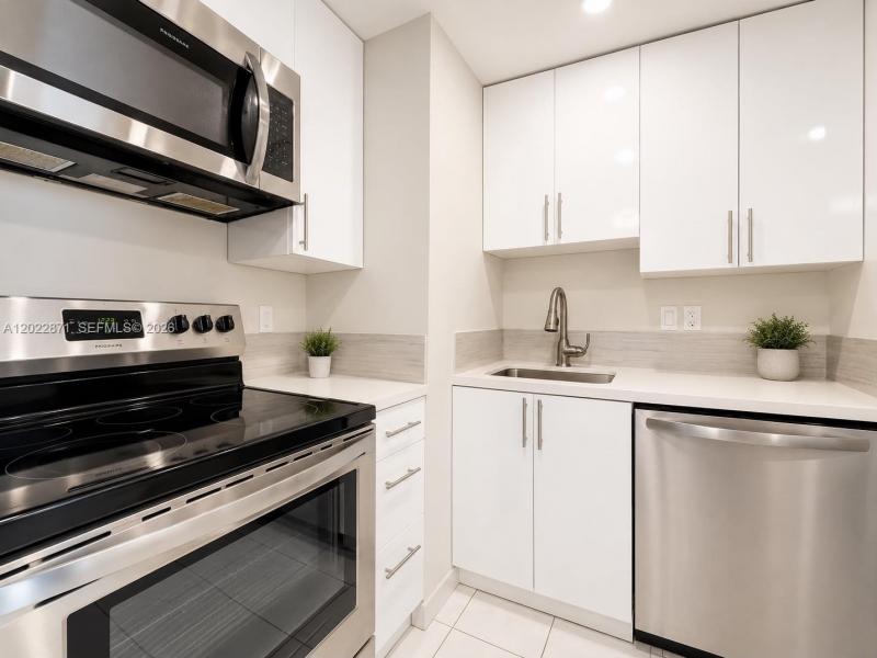 Property photo # 6