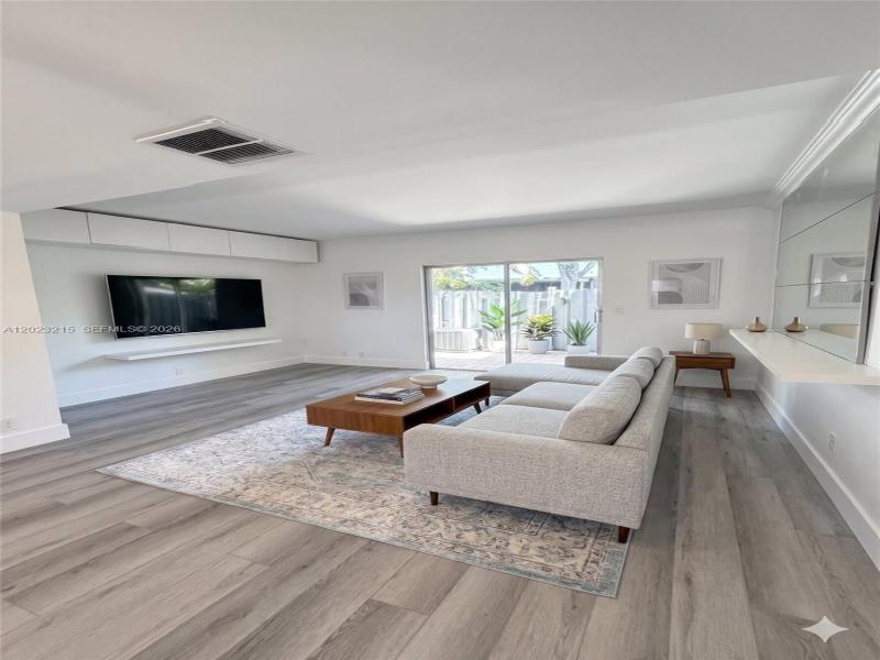 Property photo # 7