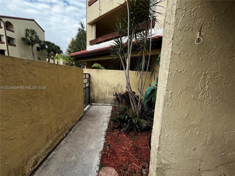 Property photo # 8