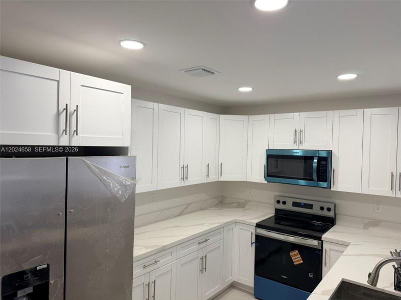 Property photo # 4