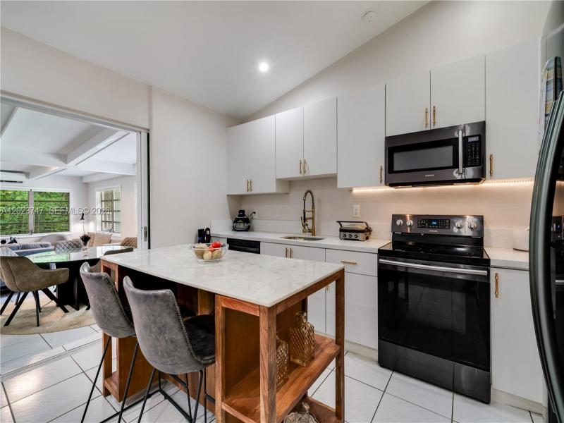 Property photo # 5