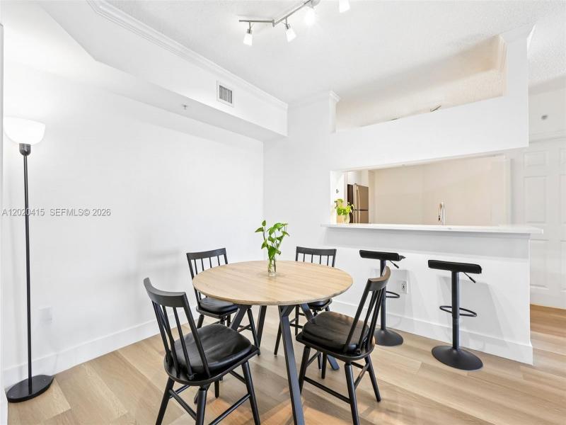 Comprar apartamento en Porto Bellagio 2808