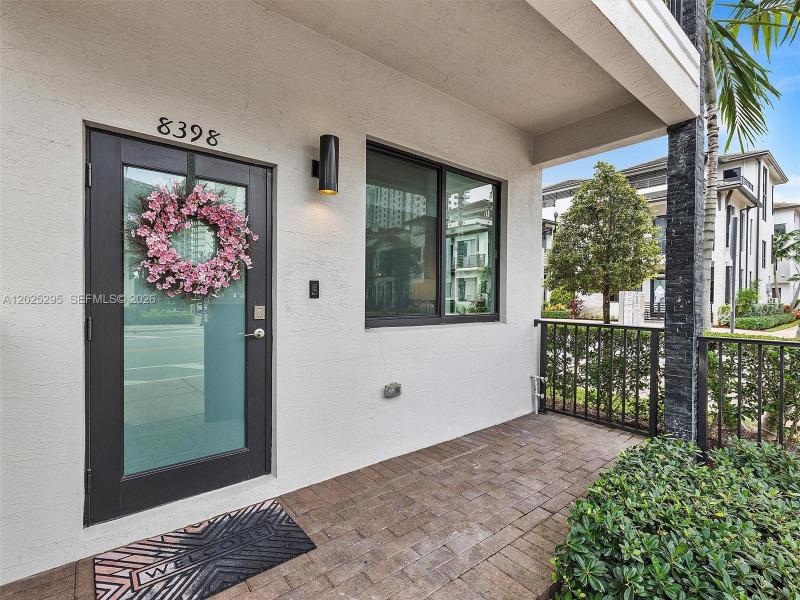 Property photo # 9