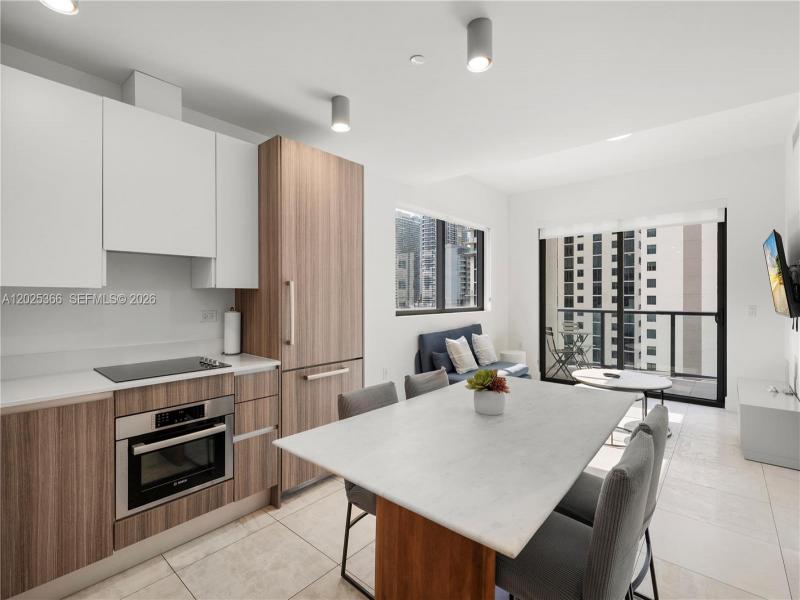 Condo for sale at Smart Brickell Residences 1701