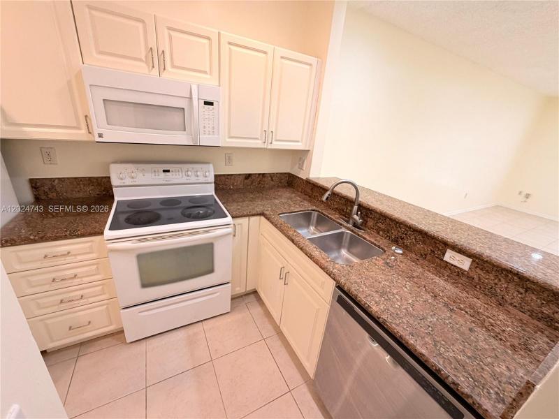 Property photo # 7