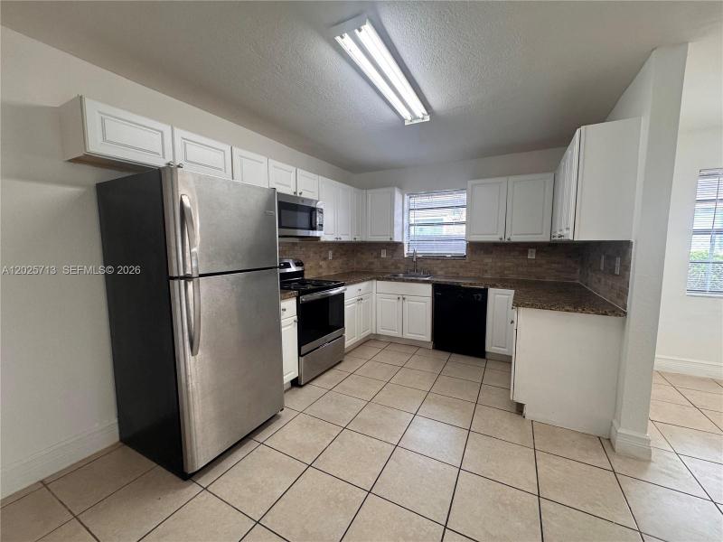 Property photo # 9