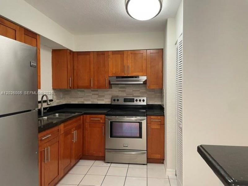 Property photo # 9