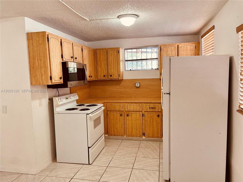 Property photo # 7