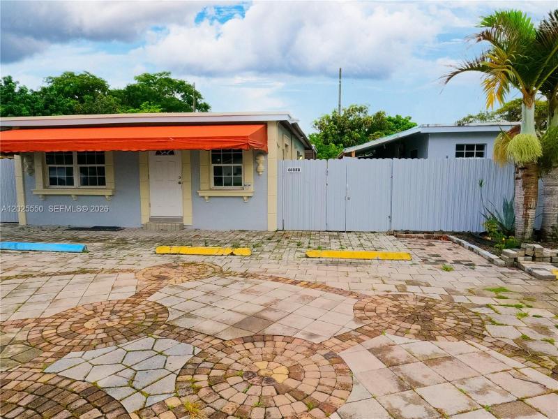 Property photo # 0