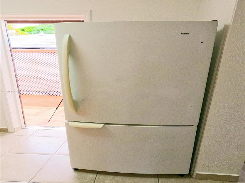 Property photo # 9