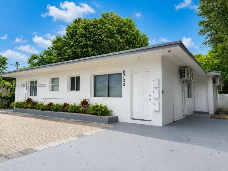 Property photo # 0