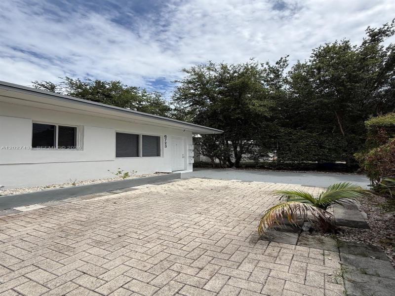Property photo # 3