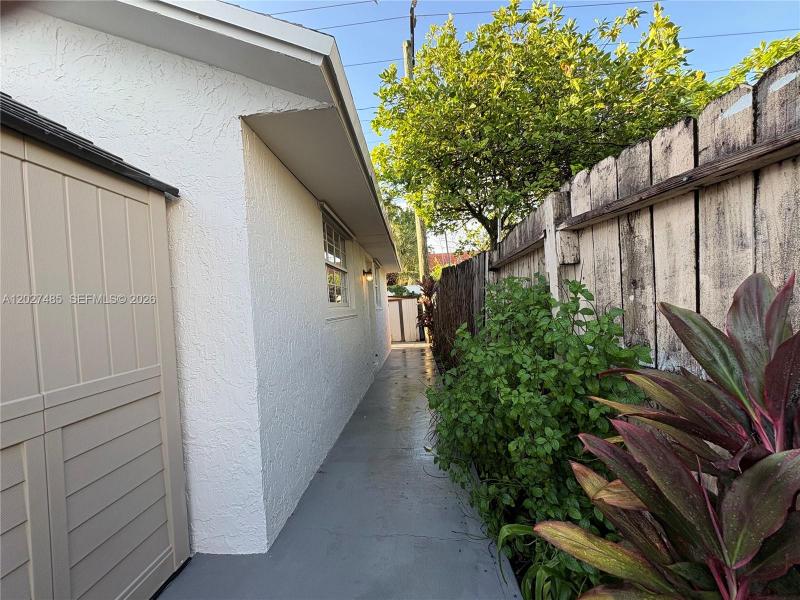 Property photo # 0
