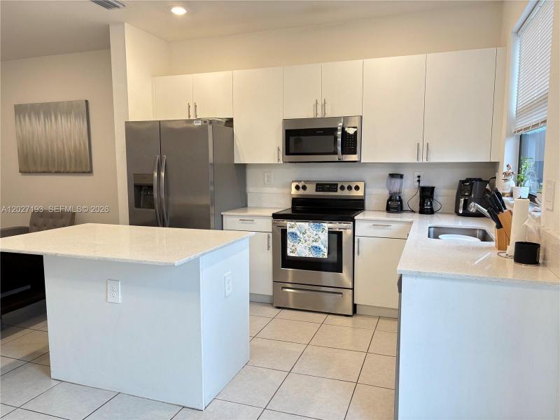 Property photo # 9