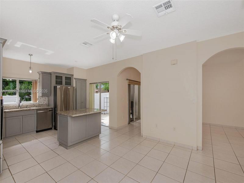 Property photo # 9