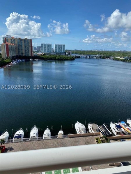 Apartment for rent at Winston Towers 619
