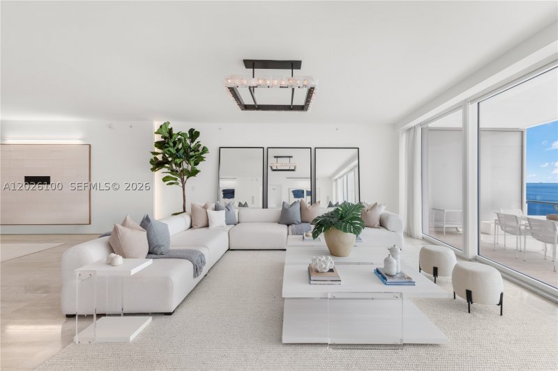 Comprar apartamento no The Surf Club Four Seasons Condo & Hotel S-1003