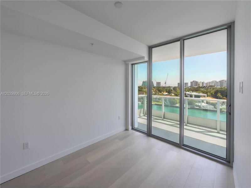 Comprar apartamento no La Baia South 603