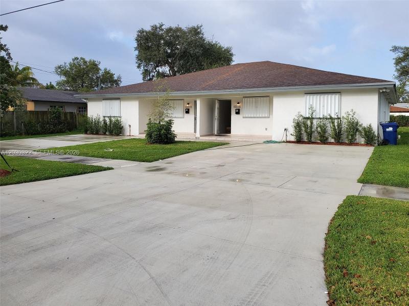 Property photo # 0