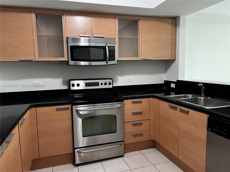 Property photo # 0