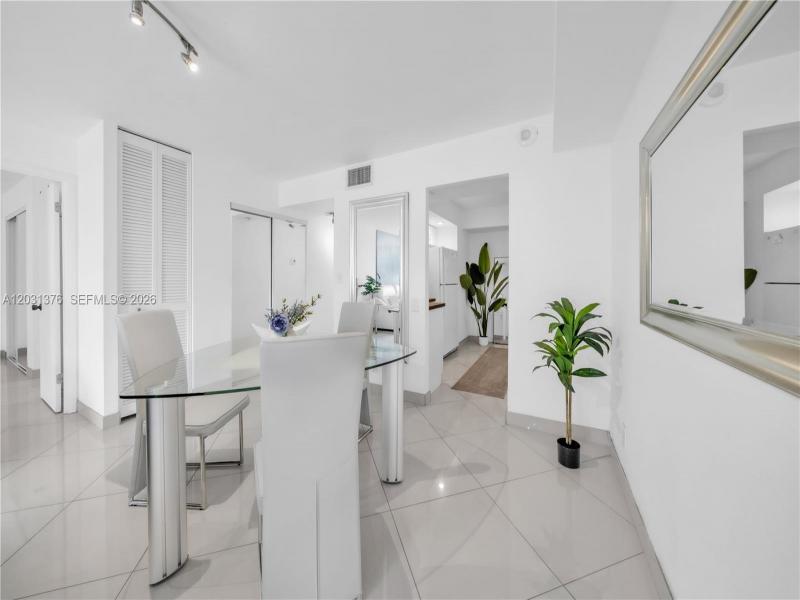 Comprar apartamento no Grenoble at Quadomain 204