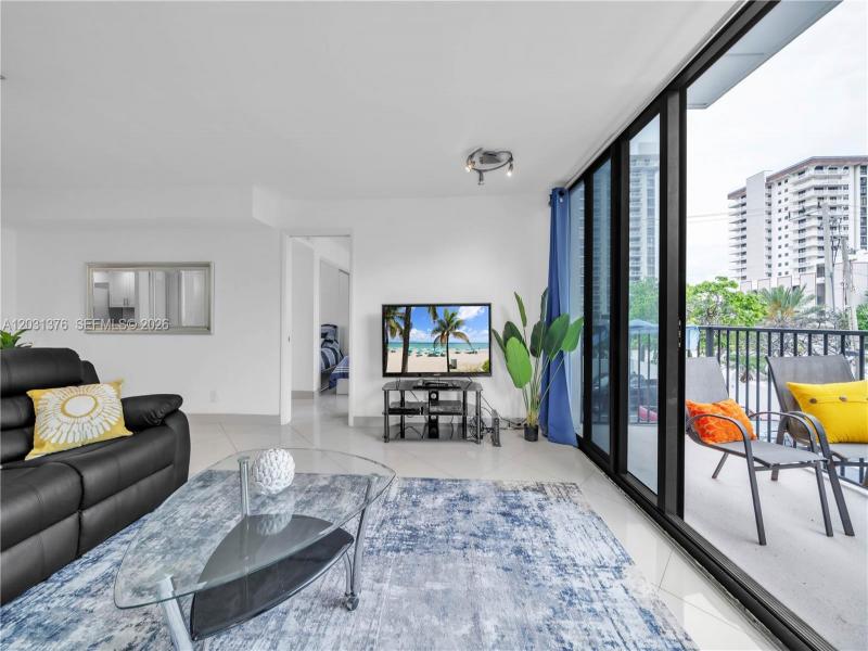 Comprar apartamento no Grenoble at Quadomain 204