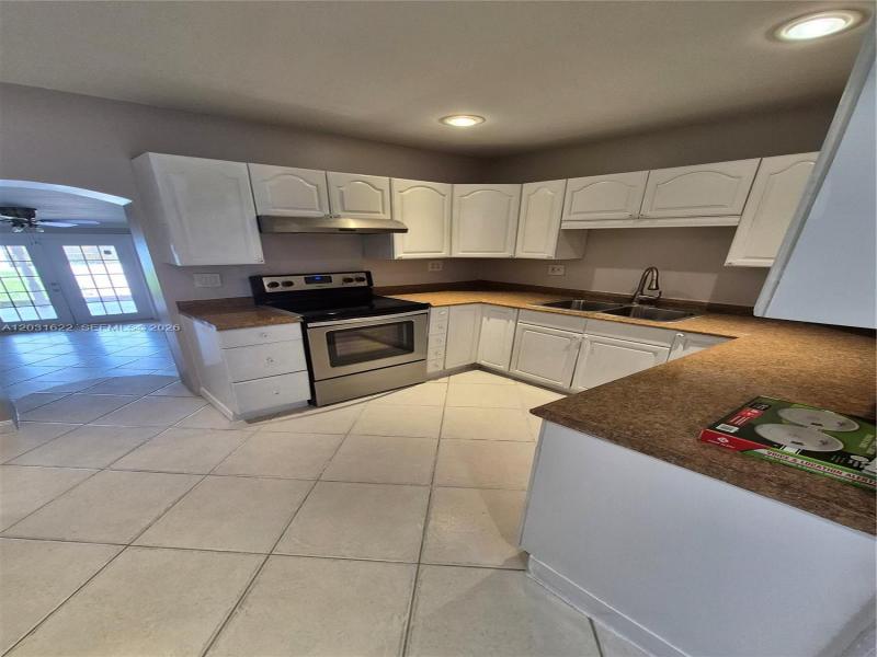 Property photo # 8
