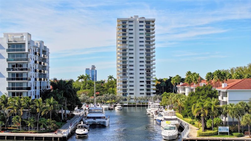 Condo for sale at The Tower at Port Royale 905