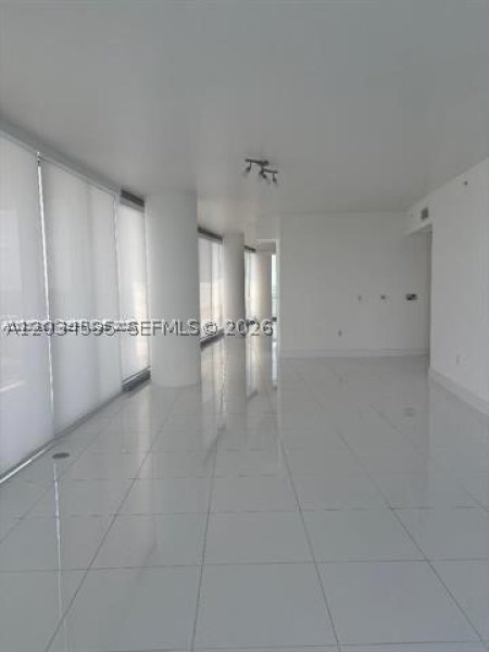 Alquiler de apartamento en Jade Ocean 3101