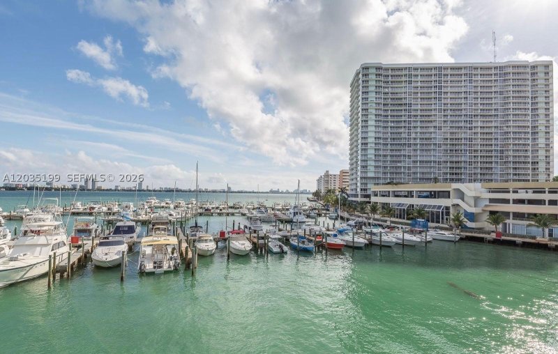 Apartment for rent at Grandview Palace 1505